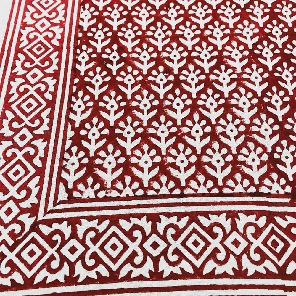 Bordduk - Krysantemum Rød