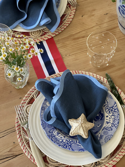 Linserviett med bølgekant - pariserblå