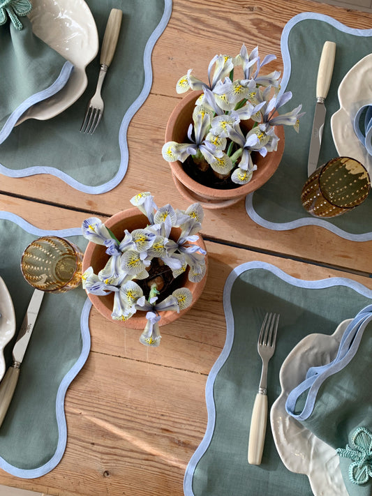 Linserviett med bølgekant - salviegrønn