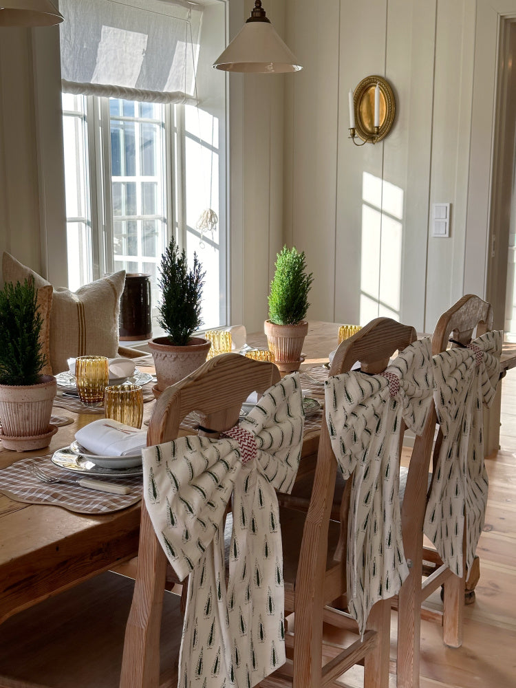 Dekkebrikke med bølgekant - Rutete kakaobrun