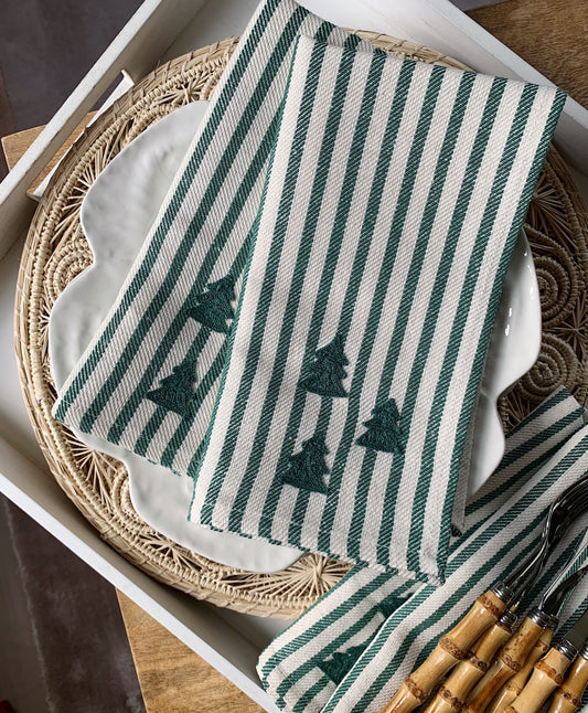 Serviett - striper og grønne trær