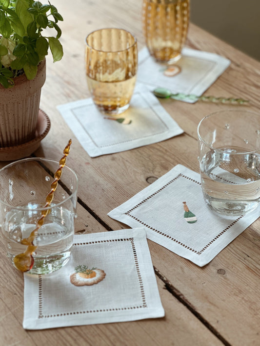 Coaster med champagne og blini (4 stk)