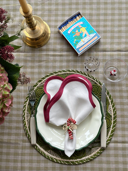 Linserviett med bølgekant - Ivory / Burgunder