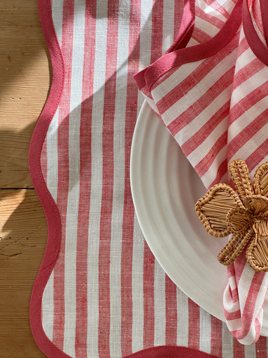 Linserviett med bølgekant - Stripet rose/ivory